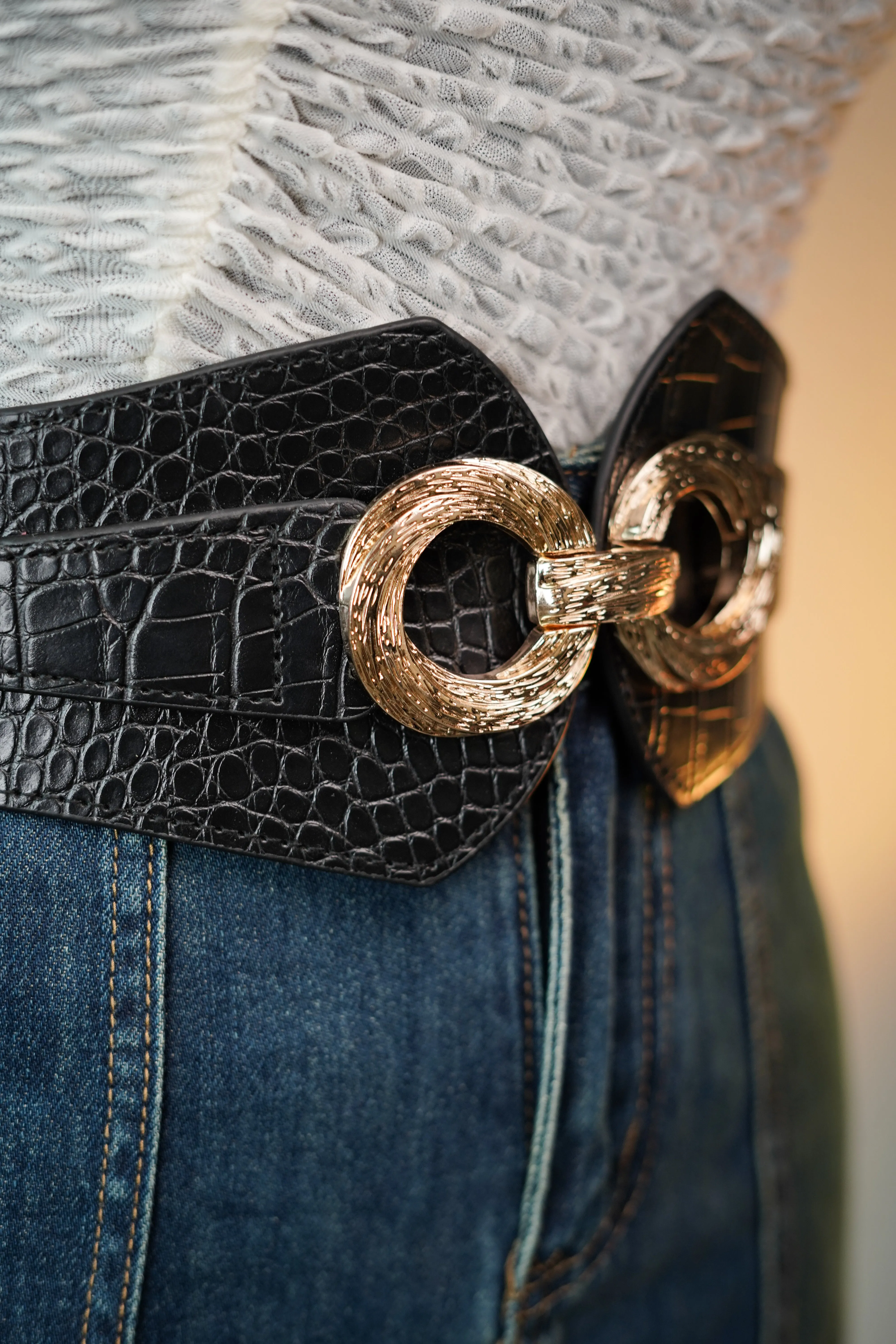 Circlet Hook Cinch Belt