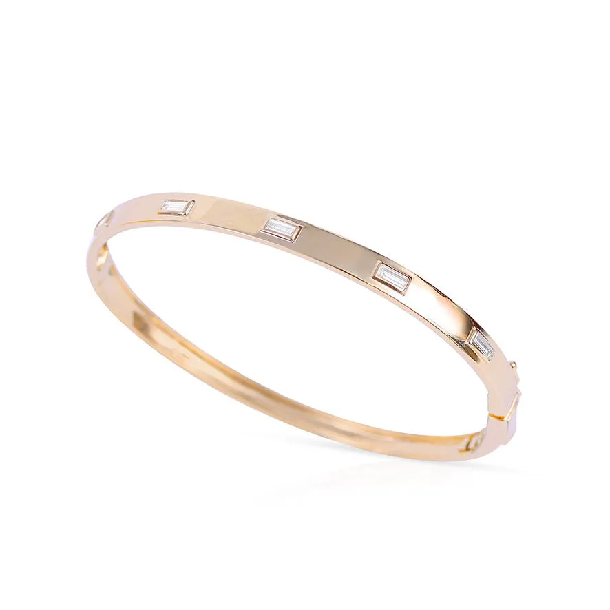 NICOLA CLASSIC INSET BAGUETTE DIAMOND BANGLE